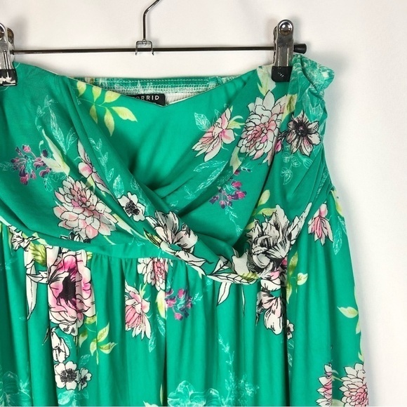 Torrid Green Mesh Strapless Twisted Babydoll Tank Top 00 - Picture 6 of 6